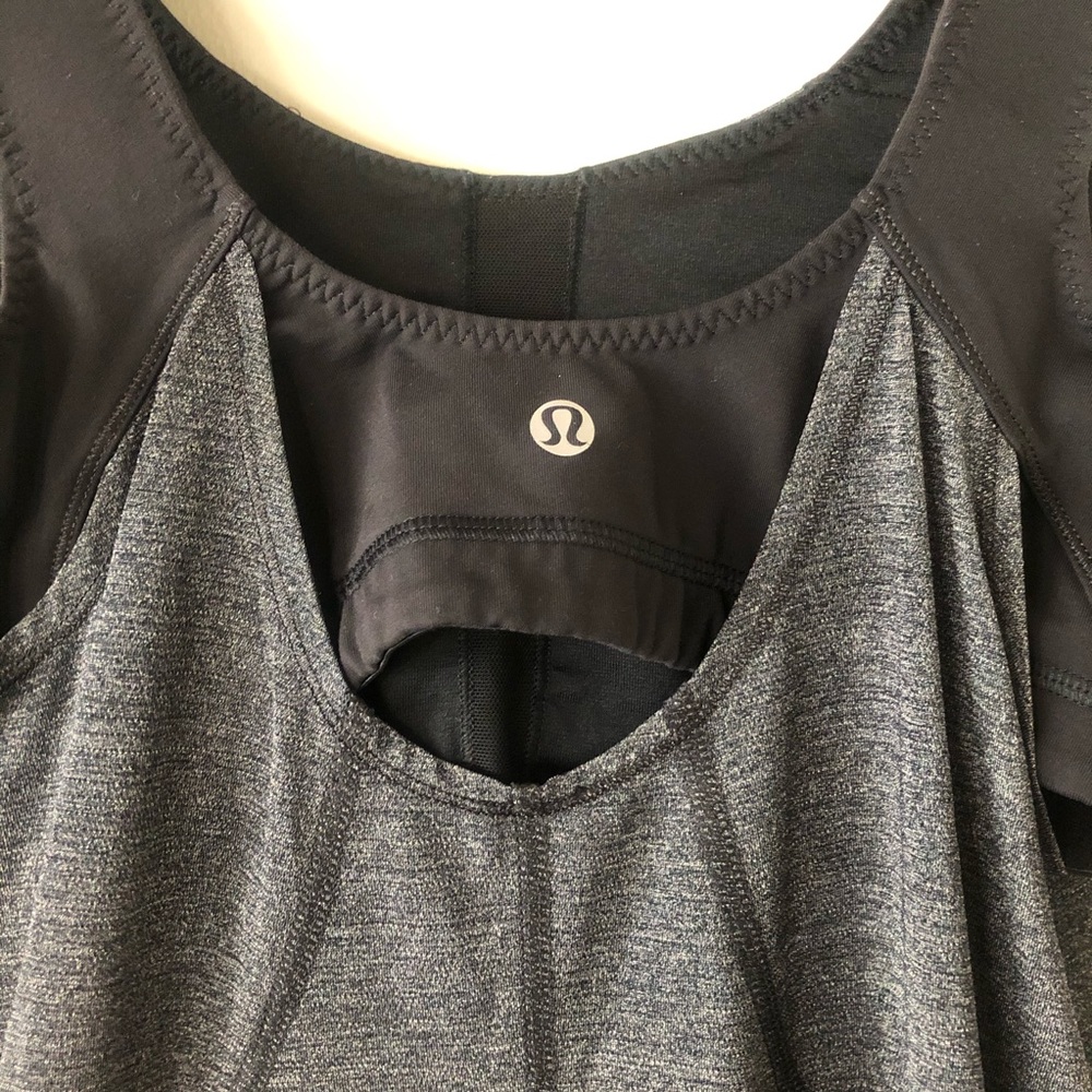 Lululemon tank - Picture 5 of 7